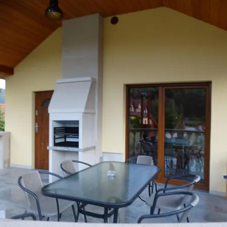 Przy Zalewie 펜션 *